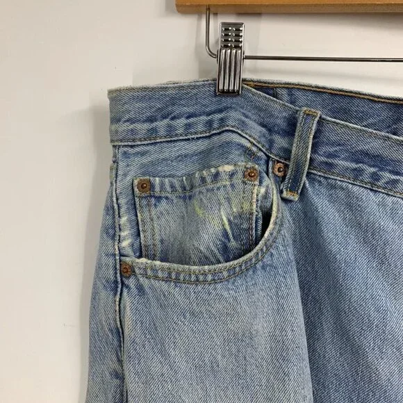 Levi's Men's Classic 501 Cotton Straight Leg Button Fly Distressed Jeans Size 35 - Picture 4 of 15